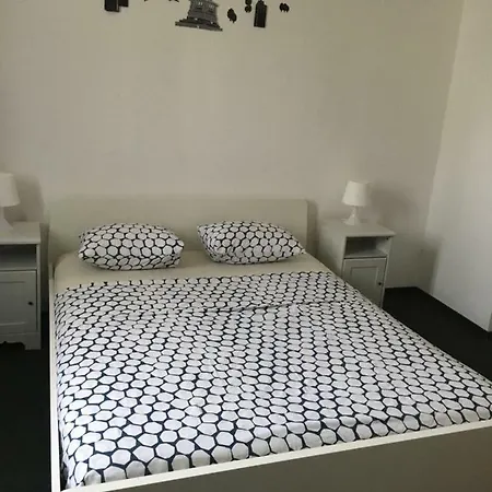 Regim Universitate Lägenhet Bukarest